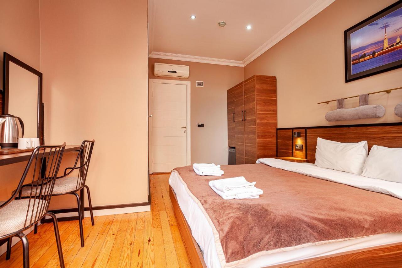 Aram Kerasi Rooms Istanbul Exterior photo