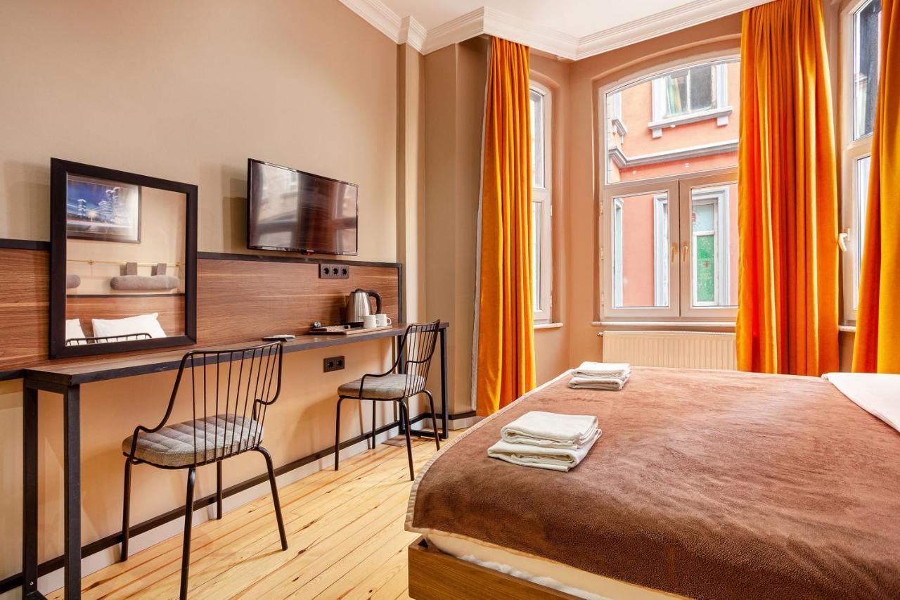 Aram Kerasi Rooms Istanbul Exterior photo